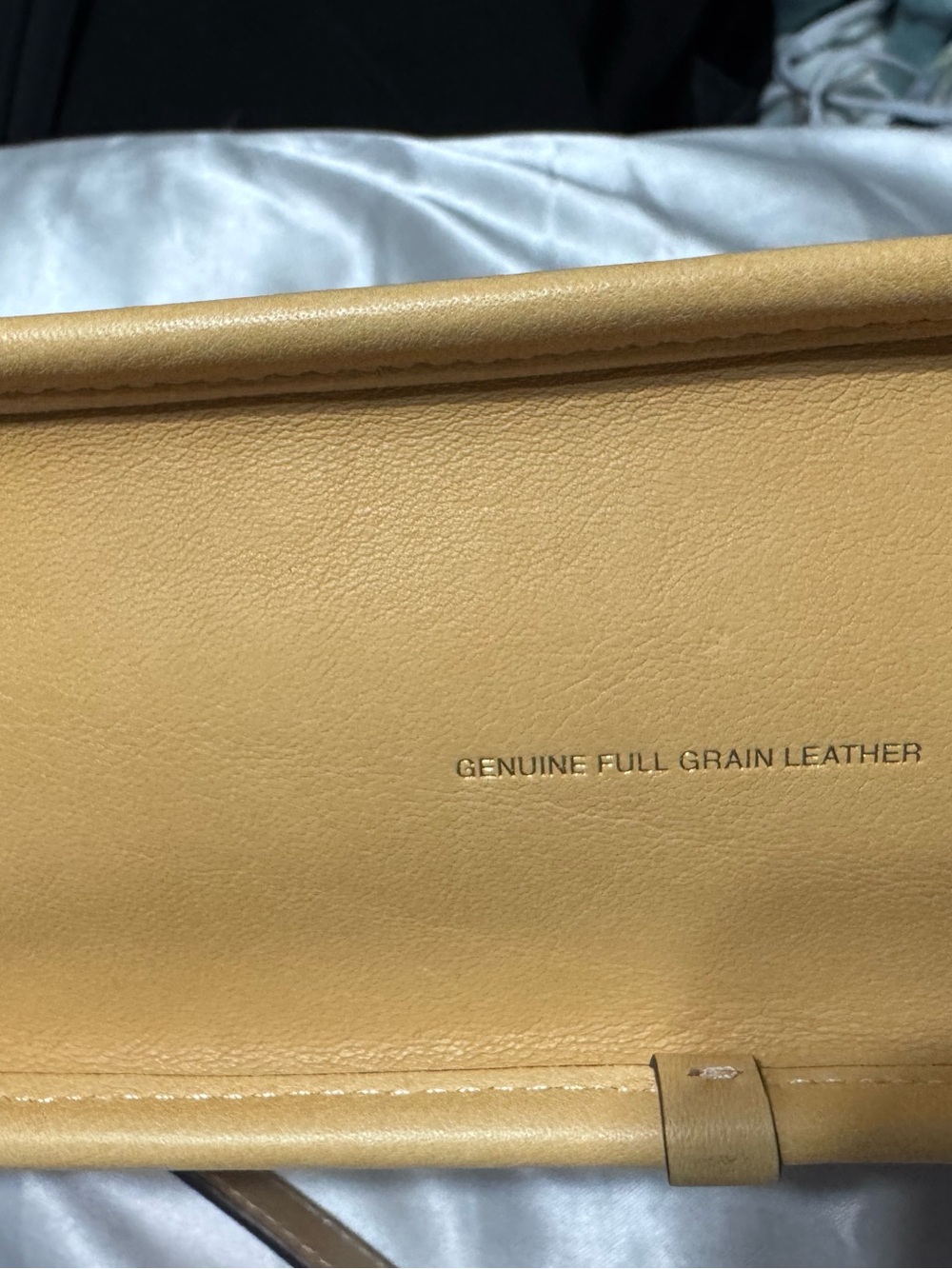 Coach Pale Yellow Leather Shoulder Bag with Gold Hardware - Picture 6 of 7